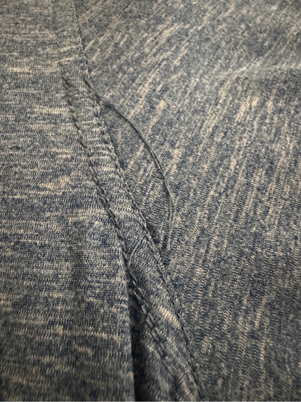 G.H. Bass & Co. Men’s XL Blue Heather Performance Polo - Picture 5 of 5